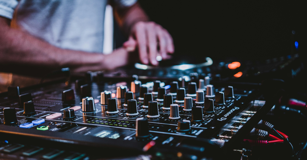 Les différents types de DJ : guide complet pour débutant
